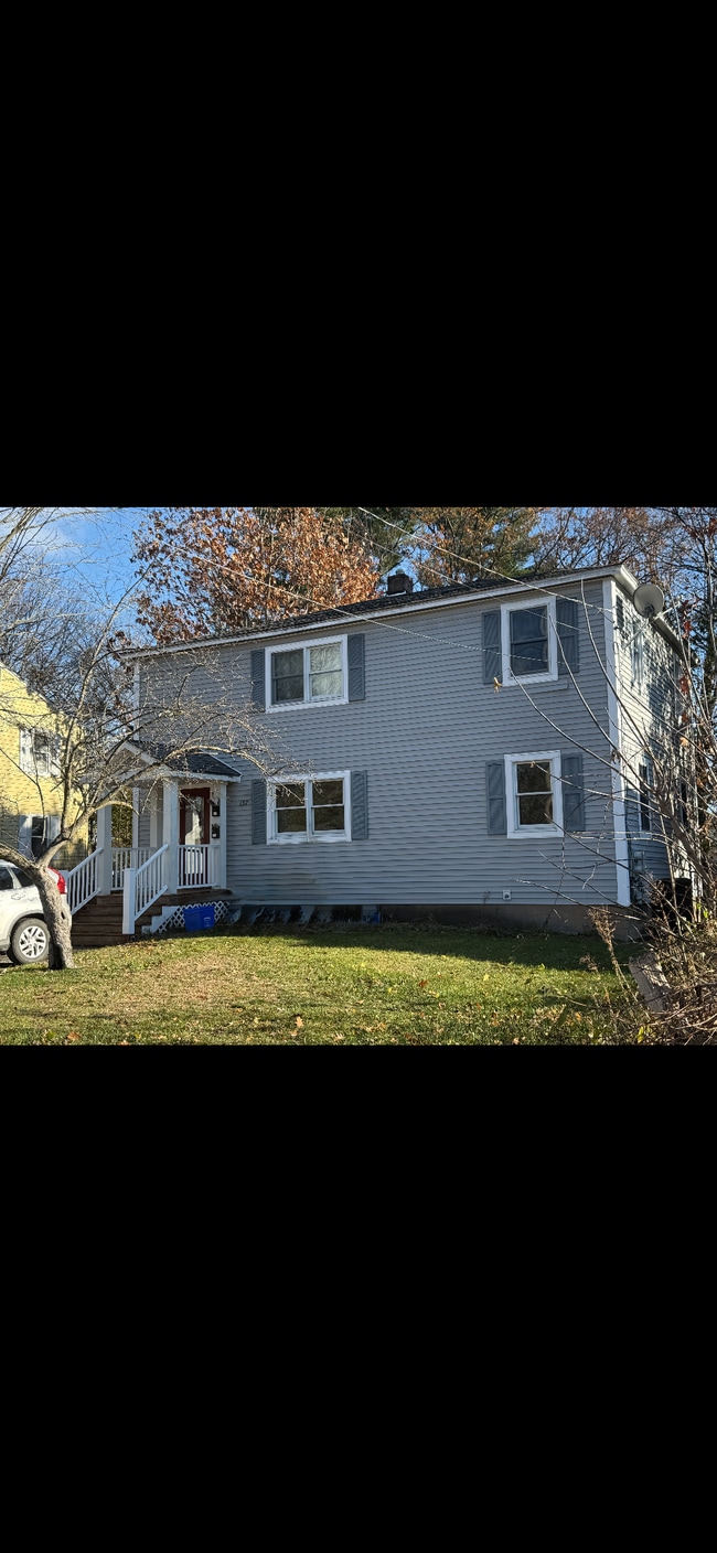 137 Woodlawn Rd, Unit 2