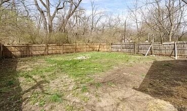 1621 Linnbrook Dr in Dayton, OH - Building Photo - Building Photo