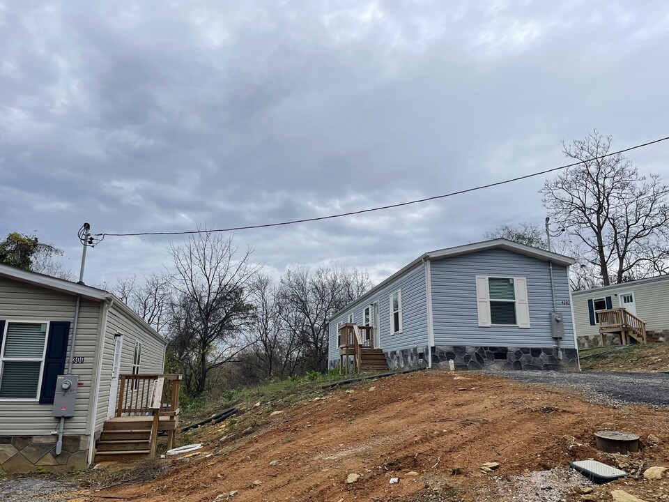 4300 Winford Rd SW in Knoxville, TN - Building Photo