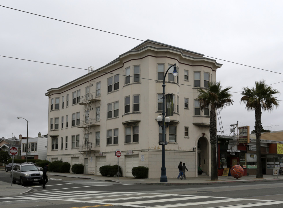 1344 Ocean Ave in San Francisco, CA - Building Photo