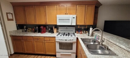 30850 S Vagabond Trail in Congress, AZ - Building Photo - Building Photo