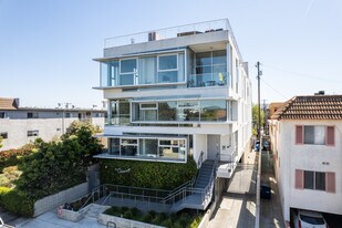12770 Caswell Avenue in Los Angeles, CA - Building Photo