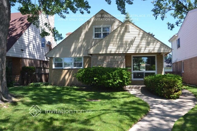 property at 5240 Lee St