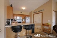 10121 Sutton Pl photo'