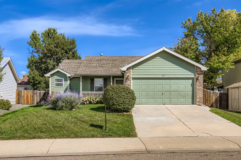 304 Hemlock Dr in Windsor, CO - Building Photo