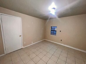 3509 Springfield Ave in Laredo, TX - Building Photo - Building Photo