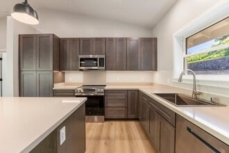 2282 Kamaile St in Wailuku, HI - Building Photo - Building Photo