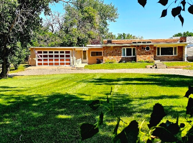 property at 2019 2nd Ave SW