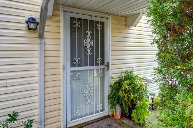 17 Gibraltar Ct in Barnegat Township, NJ - Building Photo - Building Photo