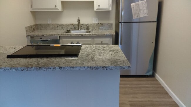 6058 Margo Dr in Orangevale, CA - Building Photo - Building Photo