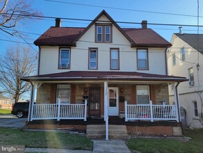 201 E Delaware Ave in Wilmington, DE - Building Photo - Building Photo