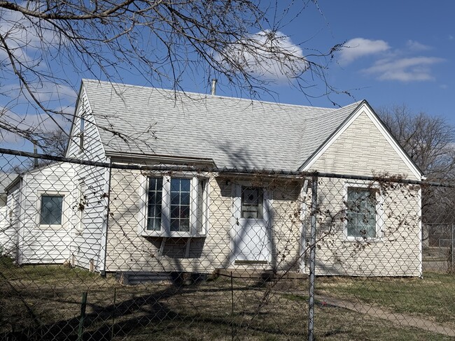 property at 1926 E 24th St N