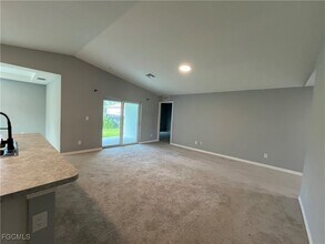 1532 NE 35th Terrace in Cape Coral, FL - Building Photo - Building Photo