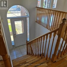 17 Iveagh Dr in Georgina, ON - Building Photo - Building Photo