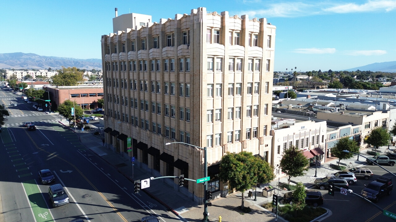 301 Main St in Salinas, CA - Building Photo