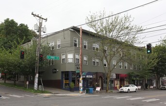 St John's Apartments in Seattle, WA - Building Photo - Building Photo