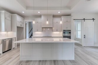 1001 Bluebonnet Rdg in Weatherford, TX - Building Photo - Building Photo