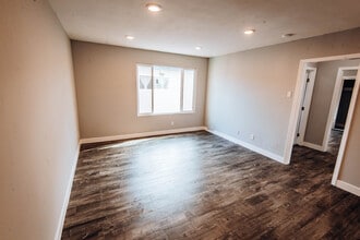 2622 S Orange Dr in Los Angeles, CA - Foto de edificio - Building Photo