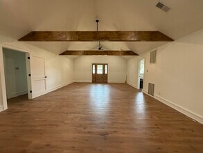 316 E Church St in Horseshoe Bend, AR - Building Photo - Building Photo