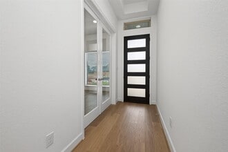 122 Sierra Strm Ln in Conroe, TX - Foto de edificio - Building Photo