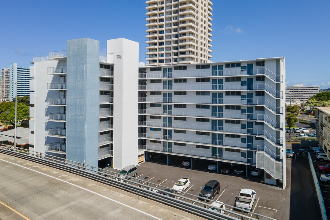 Kaualana Manor I in Honolulu, HI - Building Photo