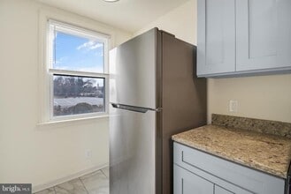 666 Rively Ave in Glenolden, PA - Building Photo - Building Photo