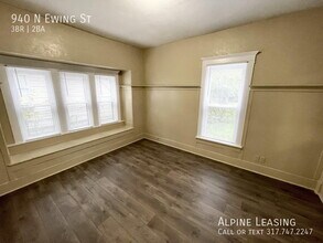 940 N Ewing St in Indianapolis, IN - Building Photo - Building Photo