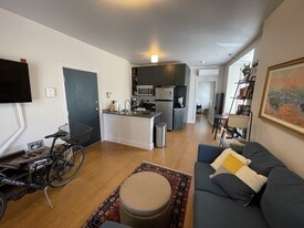 58 E Springfield St, Unit 1 Apartamentos