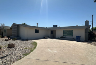 111 E Pebble Beach Dr in Tempe, AZ - Building Photo - Building Photo