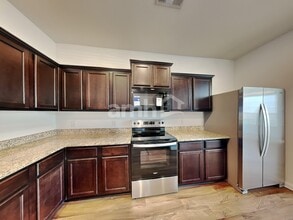 4616 Beaver Creek Ave in Denton, TX - Foto de edificio - Building Photo