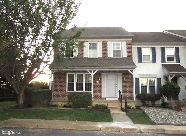 512 Cobblers Ln