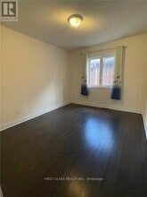 1068 Grainger Trail in Newmarket, ON - Building Photo - Building Photo