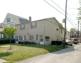 379 Wyandotte Ave Apartamentos