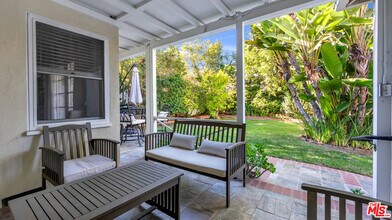 10575 Holman Ave in Los Angeles, CA - Building Photo - Building Photo