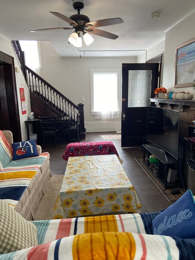 733 S Beech St Rentals in Syracuse, NY