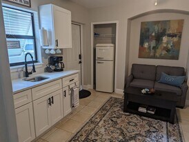 3143 Elizabeth St in Melbourne, FL - Building Photo