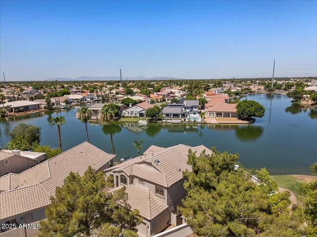 property at 1414 N Palmsprings Dr