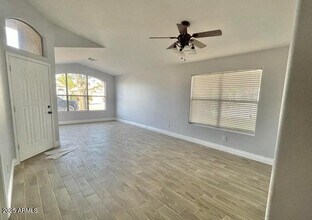 12817 W Alvarado Rd in Avondale, AZ - Building Photo - Building Photo