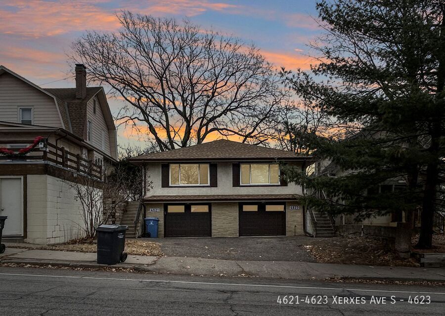 4621 Xerxes Ave S-Unit -4623 in Minneapolis, MN - Foto de edificio