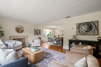 61 Sevland Rd in Newton, MA - Building Photo - Building Photo