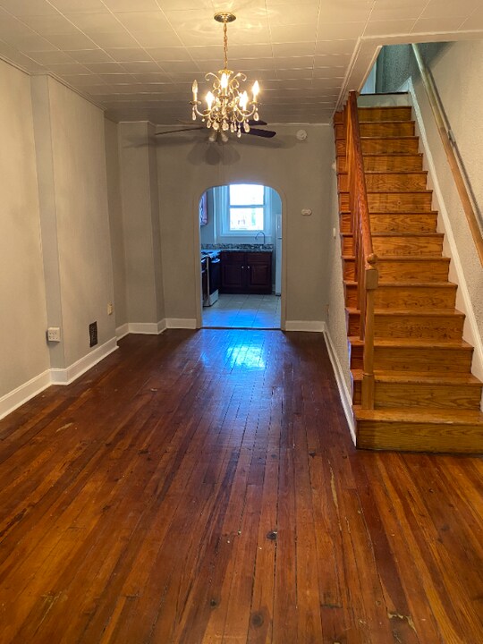 149 N Curley St Photo