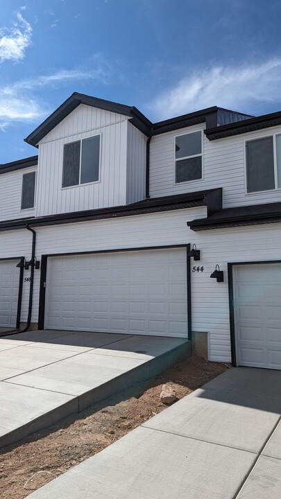 544 May Dr in Cedar City, UT - Building Photo