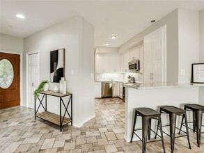 5603 Oakwood Cove in Austin, TX - Building Photo - Building Photo