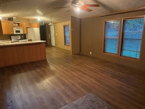 808 N 8th St in Olivia, MN - Building Photo - Building Photo