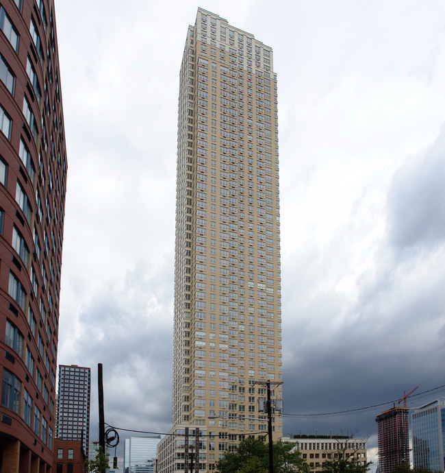 88 Morgan Condominiums in Jersey City, NJ - Building Photo - Building Photo