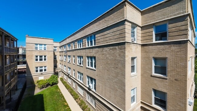 1609 W Juneway Ter, Unit 1