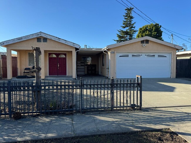 27715 Cliffwood Ave in Hayward, CA - Building Photo - Building Photo