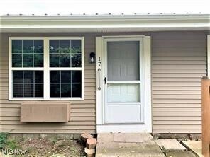 1830 Adams Ln in Zanesville, OH - Building Photo