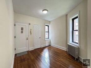 EAST 38 STREET in New York, NY - Building Photo - Building Photo