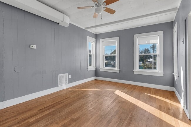 13R Plain St in Taunton, MA - Building Photo - Building Photo